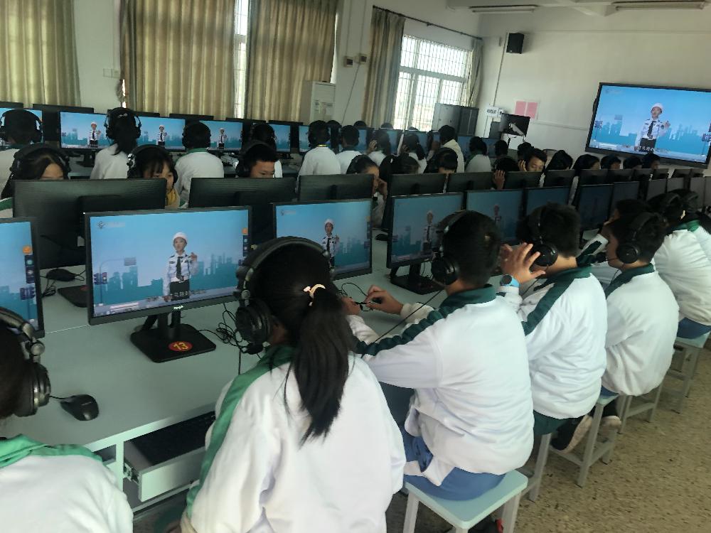 8活動(dòng)一：了解智慧校園和校園文化建設.jpg